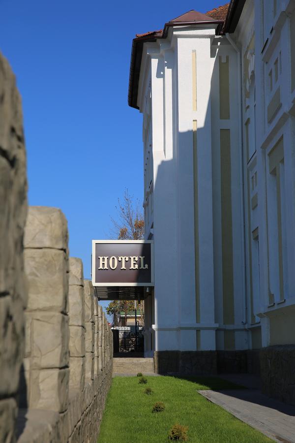 Отель Бессарабия Izmail Exterior photo